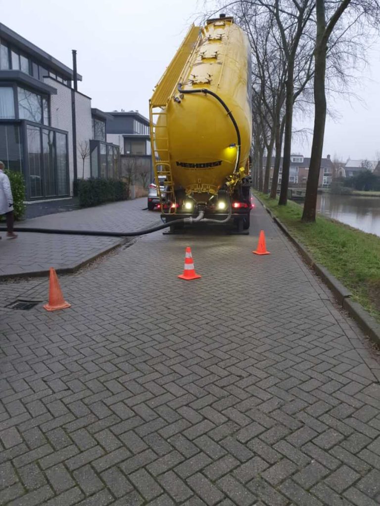 Zandblazen in Ouderkerk a/d Amstel